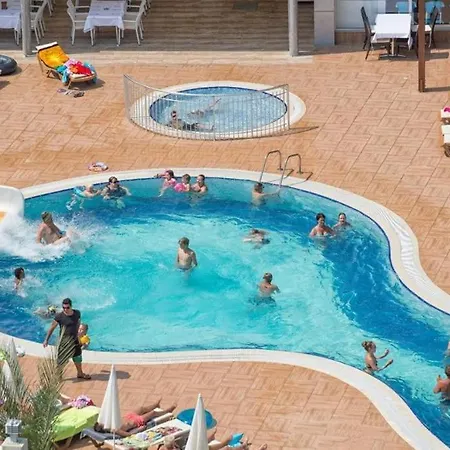 Appartement 2 Bedroom Flat In Location In Alanya